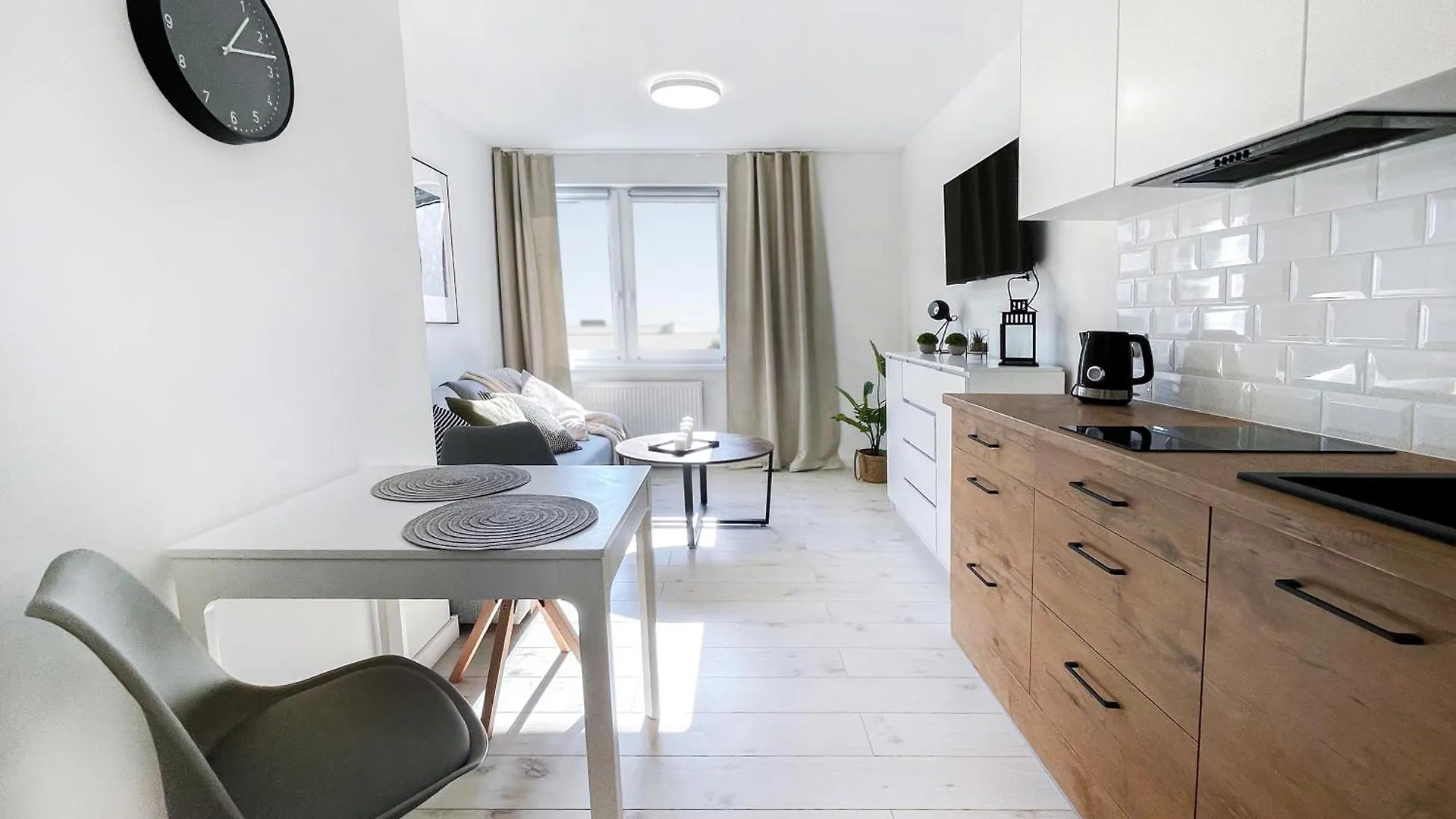 Przytulne Apartamenty 400M Od Morza contacts